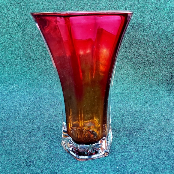 Hoosier Glass Ruby Red 10” Tall Glass Vase 6 Sided 4041 ~ Vintage 4lbs 5oz - Picture 3 of 13